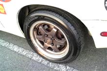 新品タイヤに交換した
