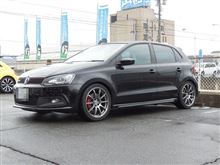 エンジン内部のカーボン落とし...VW　6R　POLO　GTI　Drカーボン