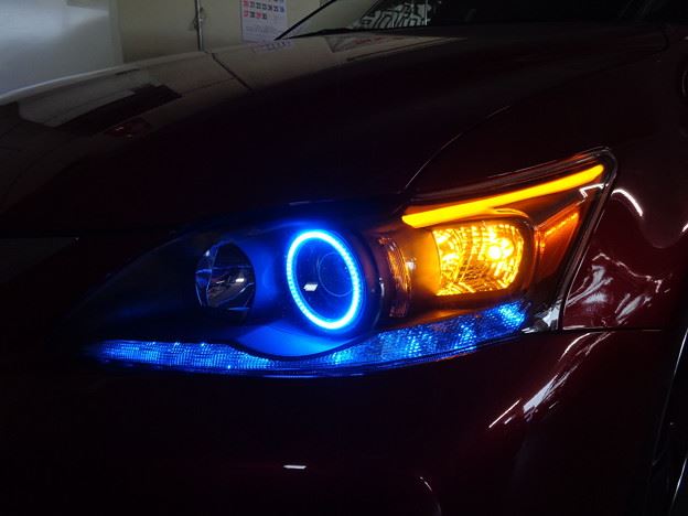 700 LEXUS 挟まら CT200h 2眼LED ヘッドライト