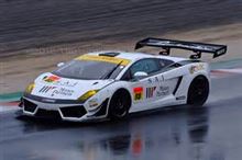 GT300クラスの中では、、、、ランボ