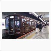 見慣れない顔だなぁ。。。