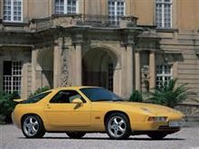 ポルシェ　９２８GTS　　　　　「名車」ですね!!