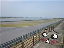 誰もいない。＆さみしい。