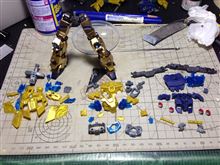 ムリヤリ ガンプラ…(^_^;) ムリヤリ ガンプラ…(^_^;)