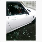車上荒らしにあいました。