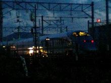 未確認高速走行湯槽車両！？