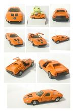 やっぱり、オレンジ色が似合うケロ(笑)  C111-1 ・・・コーギー 1/43