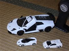 自分の大好きな　ムルシエラゴのラジコン　(かなりの速度出ます!!)