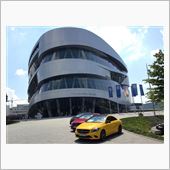 Mercedes-Benz  ...
