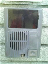 ドアホンが故障中
