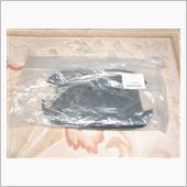 充電口裏蓋取付