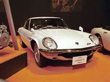 名車　　　コスモスポーツ  マツダ
