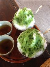 夏の駆け込み、赤福氷。持ち帰りできへんから食べに行くしかないし・・ww