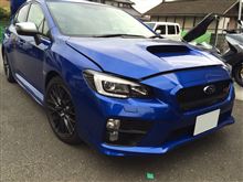 今日スバルWRX STI見てきました