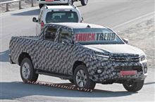 新型ハイラックス？タコマ？のテスト車両？？？