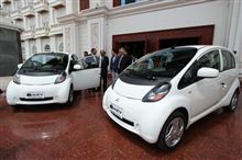 三菱自動車 ラオス政府 へ i-MiEV を 寄贈 ・・・・