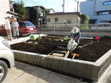 塀の撤去と擁壁作成