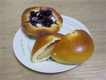 今日のバンドール・・・ブルーベリークリームチーズブリオッシュほか