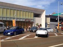 おまつりでの車両展示の様子 おまつりでの車両展示の様子