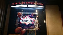アメリカンバーレストラン「ＦＲＹＤＡＹＳ」