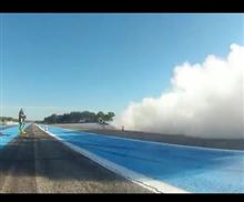 自転車  VS  フェラーリ   →  自転車圧勝    :    ただしロケットエンジンオンに限る