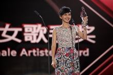 孫燕姿 今も大人気! シンガポールで賞をとりまくりだぁ! 孫燕姿 今も大人気! シンガポールで賞をとりまくりだぁ!
