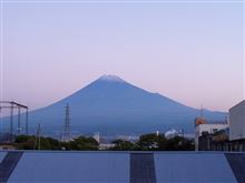 昨日はハイタッツでした。そして昨日のお昼は・・・「コーヒー ドーデスカ」（笑）