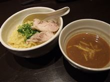 やきとり家すみれ　特製濃厚つけ麺