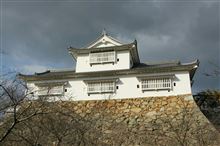 津山城
