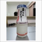 狭い路地に人いっぱい