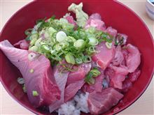 堀久商店のマグロ丼食べ納め～♪
