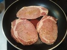 今夜は、豚肉♪