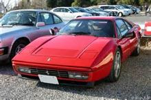 フェラーリ３２８GTB　　　　３０８の後継車。