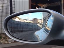 リヤフェンダーの映り込み。