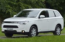 Mitsubishi Outlander Commercial Retains Best 4x4 Van of The Year Awards 2015 : UK ・・・・ Mitsubishi Outlander Commercial Retains Best 4x4 Van of The Year Awards 2015 : UK ・・・・