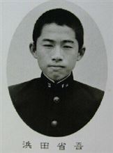 路地裏の少年