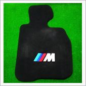 ///M ^ ^