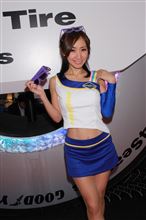 東京モーターショー2013　水村リアさん
