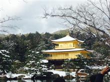 雪の金閣寺