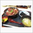 今日のランチは、「弥市」まぐろ大盛丼 1,050円