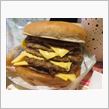 今日のランチは、「ロッテリア」怪物チーズバーガー