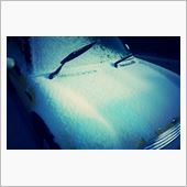 小雪舞う