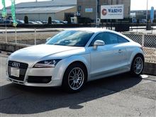 メンテナンスは大事..AUDI　TT　エンジンオイル交換　FUCHS　C3　5W30