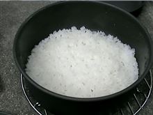 ALOCS CW-C05の鍋（小）で炊飯