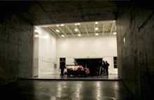GT-Rらしく、ニスモレッドに？
