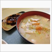 守谷SA下りで名物？定食