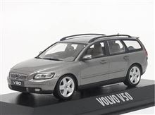 当時のカタログ および 1/43ミニカーを揃えたい