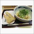 今日のランチは、「つるまる饂飩」生醤油うどん、ちくわ天、えび天 800円