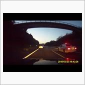 高速（自動車専用）道路では右 ...