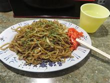 今日のブランチは、有楽町「名代 後楽そば」焼きそば